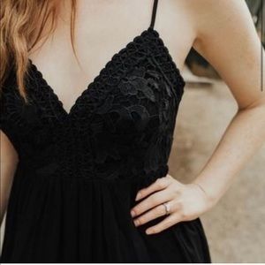 Carly Jean Los Angeles Julia dress😍